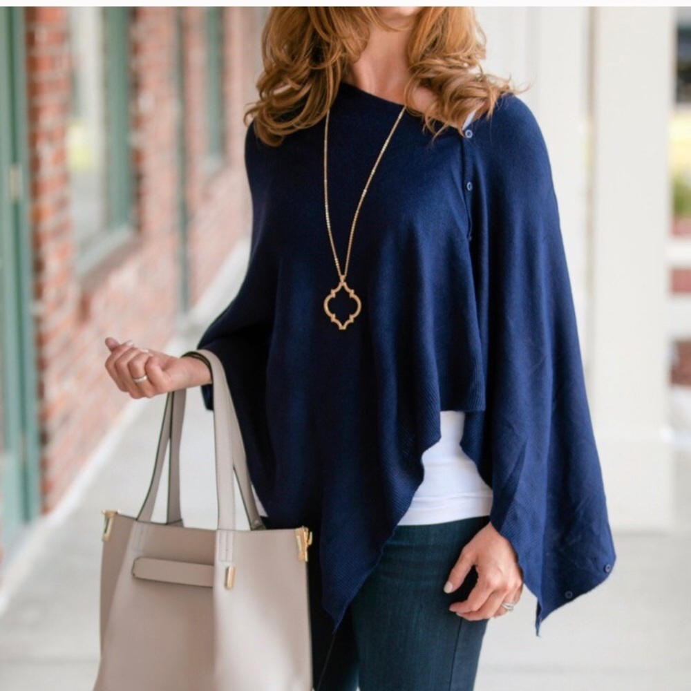💕Button accent Poncho💕